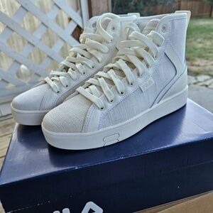 Fila Madina Gardenia Turtledove Leather High Tops Women's 6.5 USA